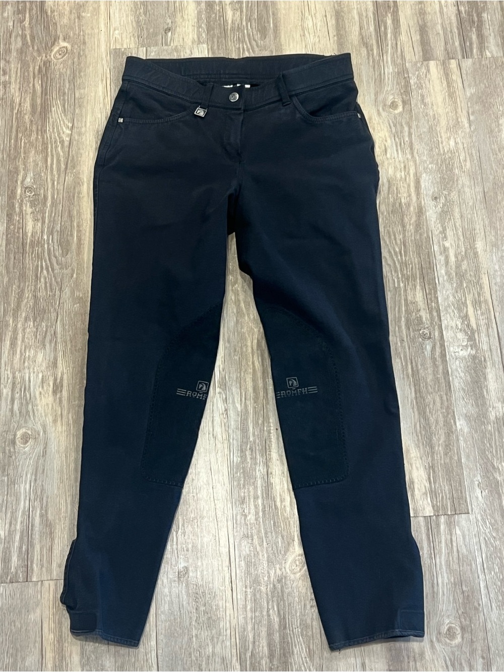 Romph riding breeches- never worn! Size 28R